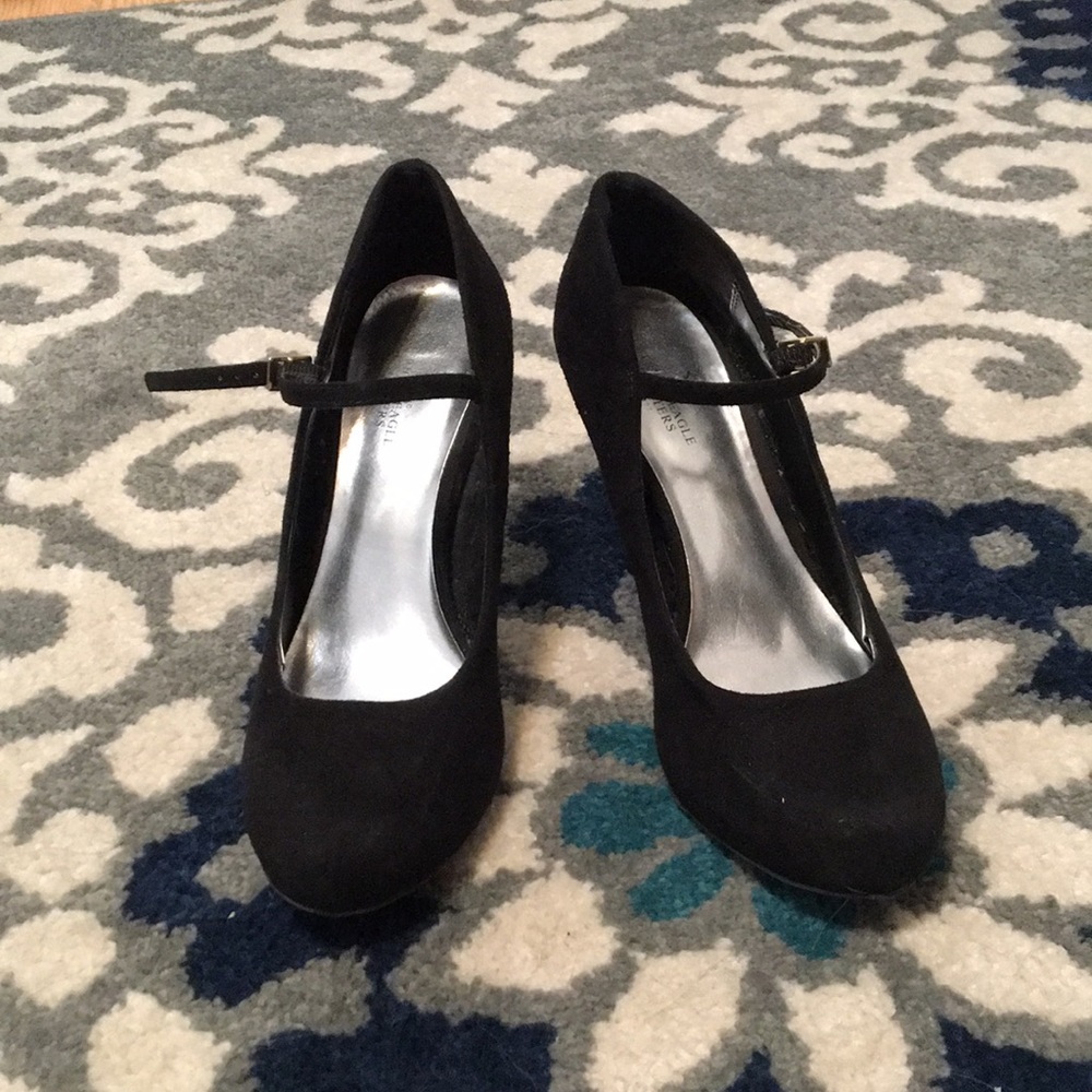 Black American Eagle heels
